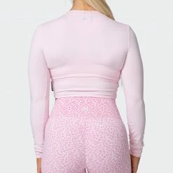 Muscle Nation MN Everyday Cropped Long Sleeve Top - Rose Quartz Welcome To The Club