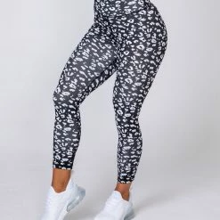 Muscle Nation Signature Scrunch 7/8 Leggings - Black Leopard Scrunch Bum