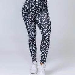 Muscle Nation Signature Full Length Scrunch Leggings - Black Leopard Scrunch Bum