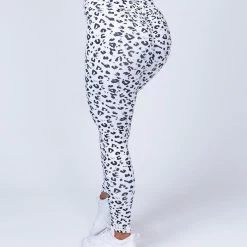 Muscle Nation Scrunch Bum Signature Full Length Scrunch Leggings - Snow Leopard