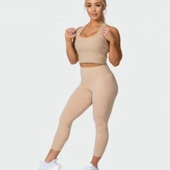 Muscle Nation Classic Rib Cropped Tank - Brown Sugar