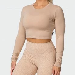 Top 10 ✔️ Muscle Nation Welcome To The Club MN Everyday Cropped Long Sleeve Top - Brown Sugar 😀 11 Muscle Nation Welcome To The Club MN Everyday Cropped Long Sleeve Top - Brown Sugar