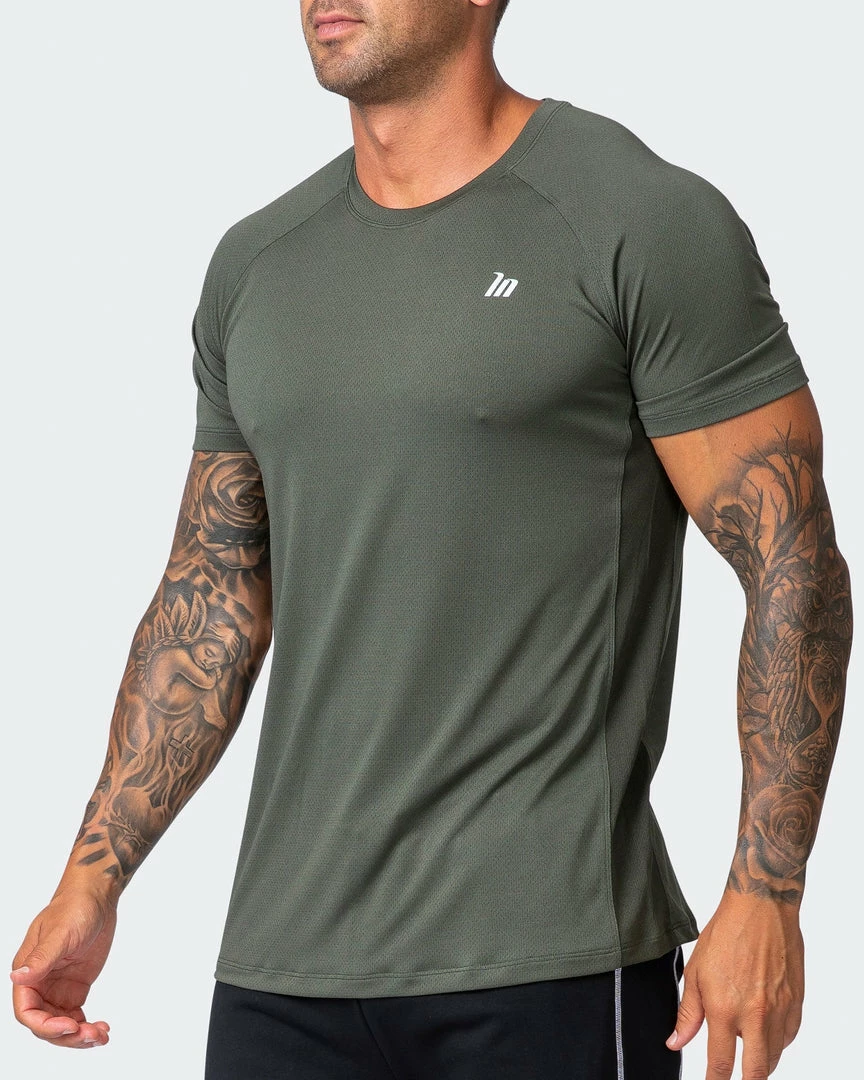 Budget ✔️ Muscle Nation New Heights Running Tee - Dark Khaki 30% EOFY SALE 😍 5 Muscle Nation New Heights Running Tee - Dark Khaki 30% EOFY SALE