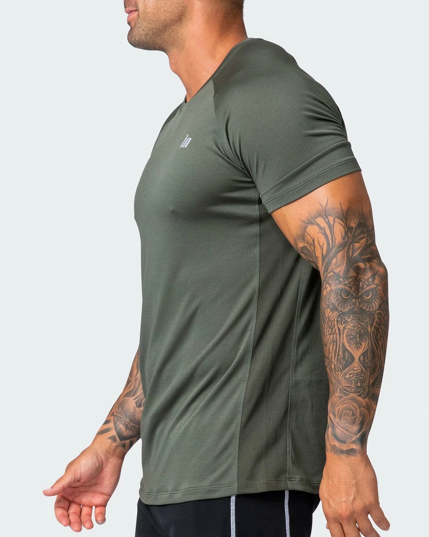 Budget ✔️ Muscle Nation New Heights Running Tee - Dark Khaki 30% EOFY SALE 😍 6 Muscle Nation New Heights Running Tee - Dark Khaki 30% EOFY SALE