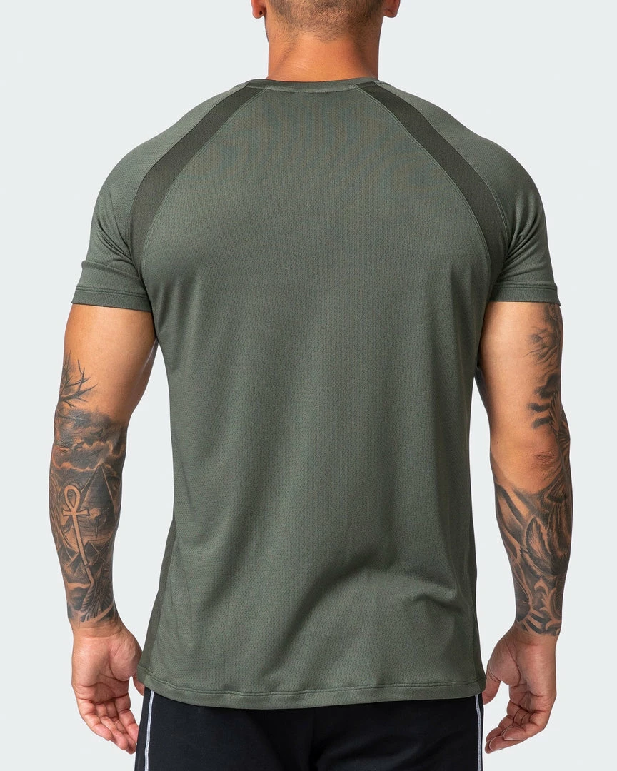 Budget ✔️ Muscle Nation New Heights Running Tee - Dark Khaki 30% EOFY SALE 😍 8 Muscle Nation New Heights Running Tee - Dark Khaki 30% EOFY SALE