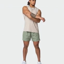 Muscle Nation In The Limelight Ventilation Tank - Bone