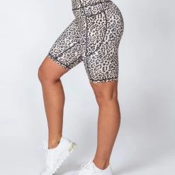 Muscle Nation Motion Pocket Referee Shorts - Yellow Leopard