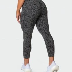 Muscle Nation Welcome To The Club Signature Scrunch 7/8 Leggings - Monochrome Mini Cheetah Print