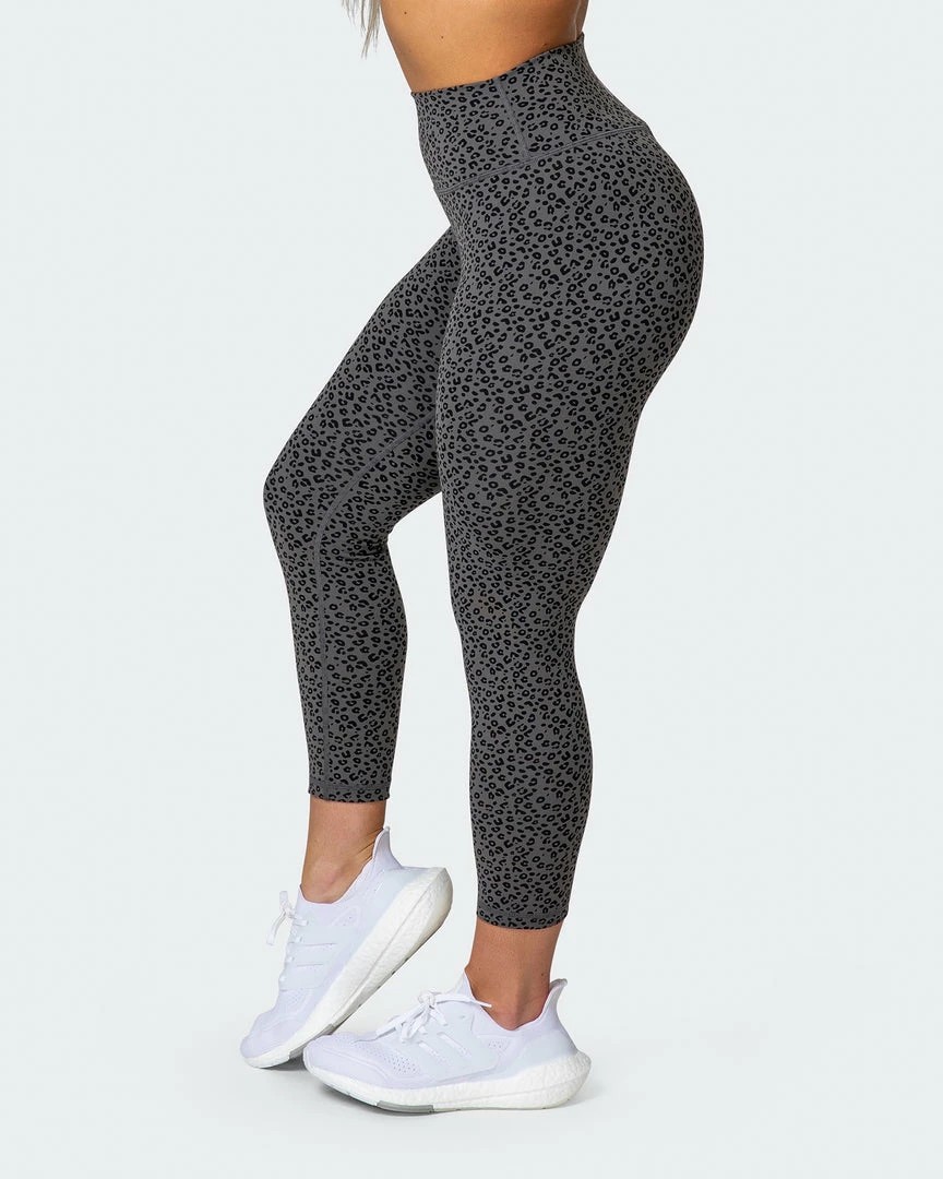 Deals 🛒 Muscle Nation Welcome To The Club Signature Scrunch 7/8 Leggings - Monochrome Mini Cheetah Print ⌛ 6 Muscle Nation Welcome To The Club Signature Scrunch 7/8 Leggings - Monochrome Mini Cheetah Print