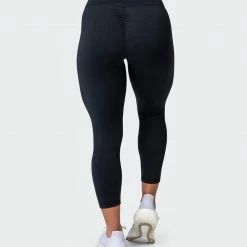 Brand new ๐ Muscle Nation Signature Scrunch 7/8 Leggings - Black 30% EOFY SALE ๐ 13 Muscle Nation Signature Scrunch 7/8 Leggings - Black 30% EOFY SALE