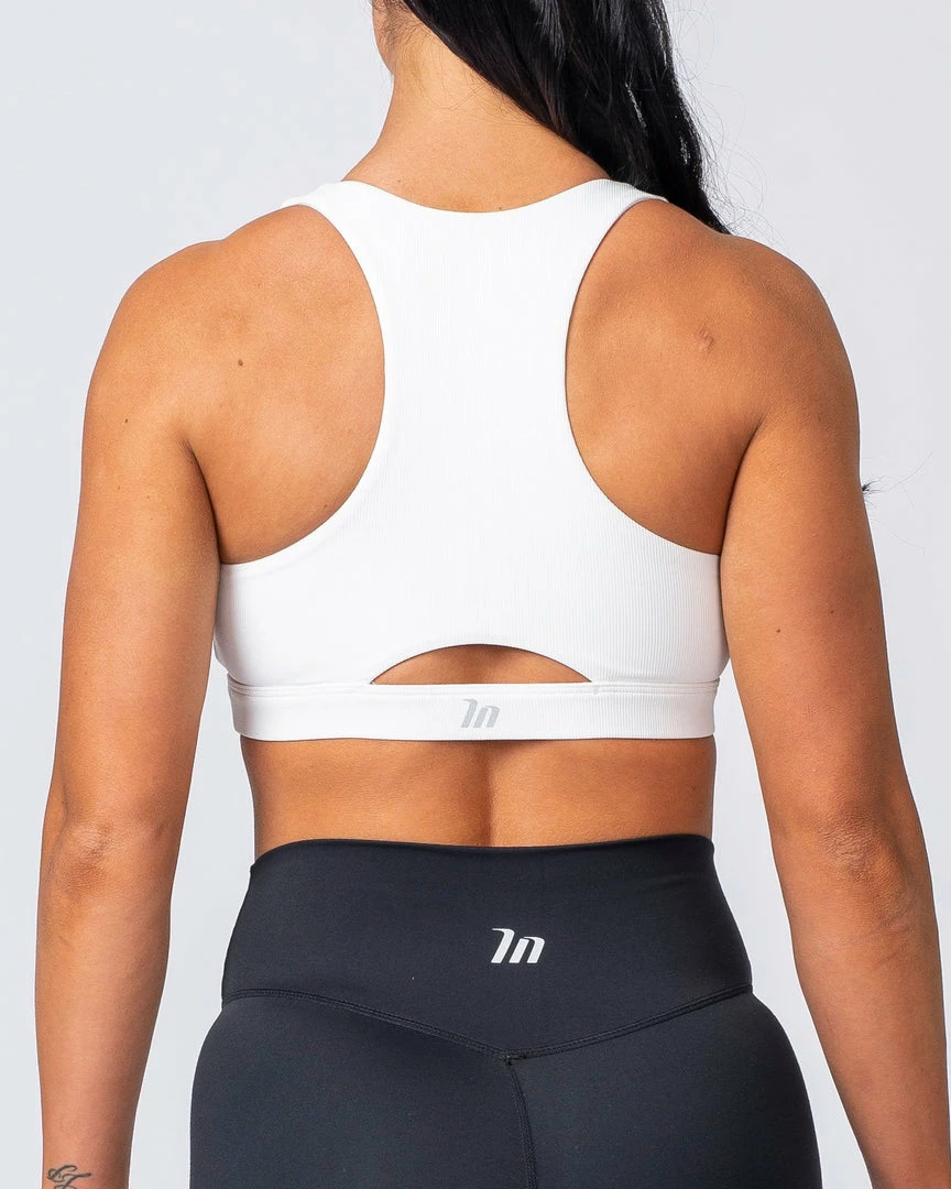 Brand new 🔥 Muscle Nation Ribbed Deep V Bra - White 👩 Womens ✔️ 5 Muscle Nation Ribbed Deep V Bra - White Womens
