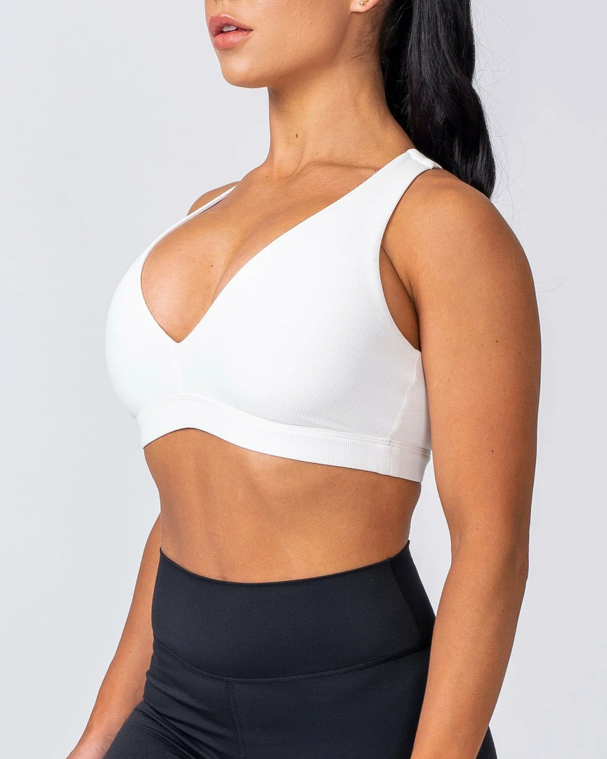 Brand new 🔥 Muscle Nation Ribbed Deep V Bra - White 👩 Womens ✔️ 3 Muscle Nation Ribbed Deep V Bra - White Womens