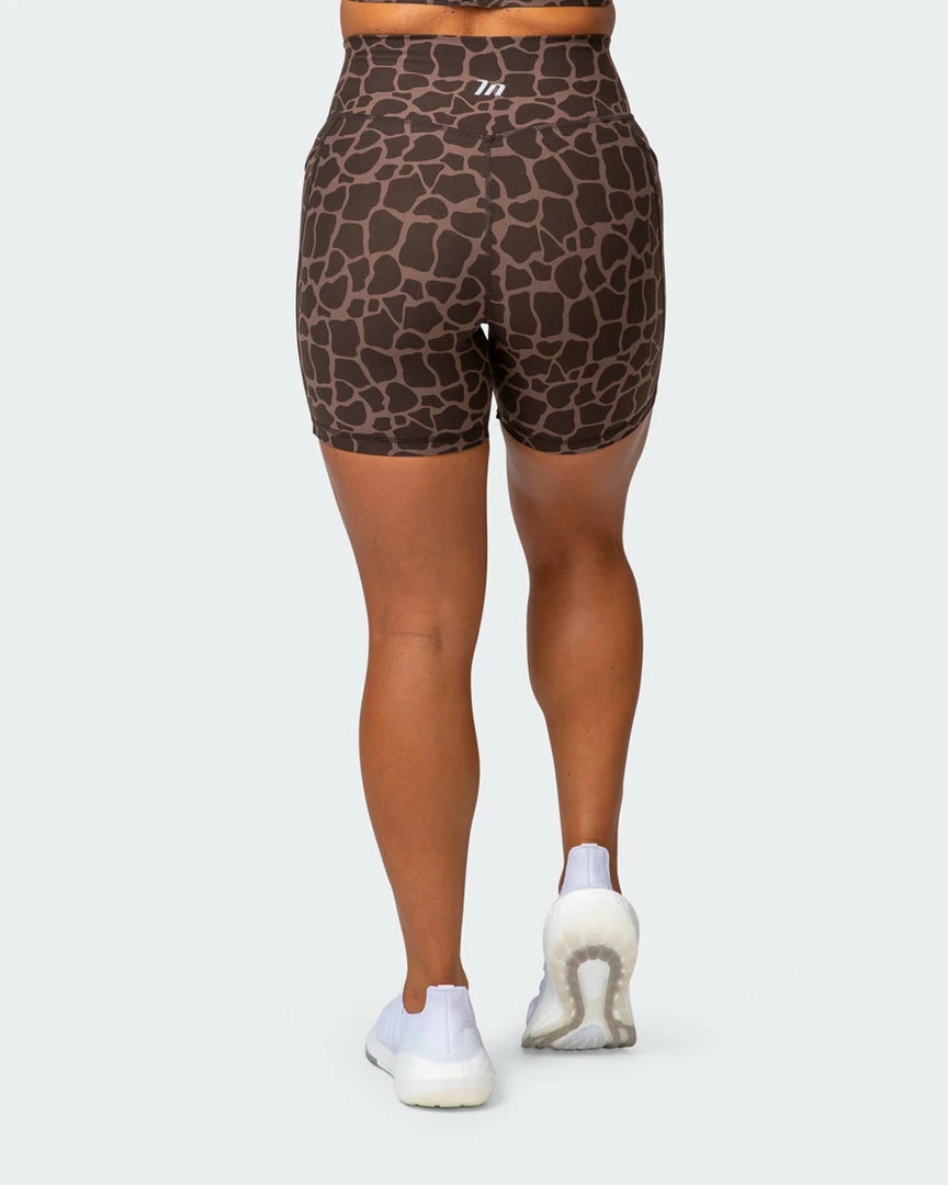 Best Pirce โ๏ธ Muscle Nation Signature Pocket Bike Shorts - Tonal Giraffe Print ๐งจ 8 Muscle Nation Signature Pocket Bike Shorts - Tonal Giraffe Print
