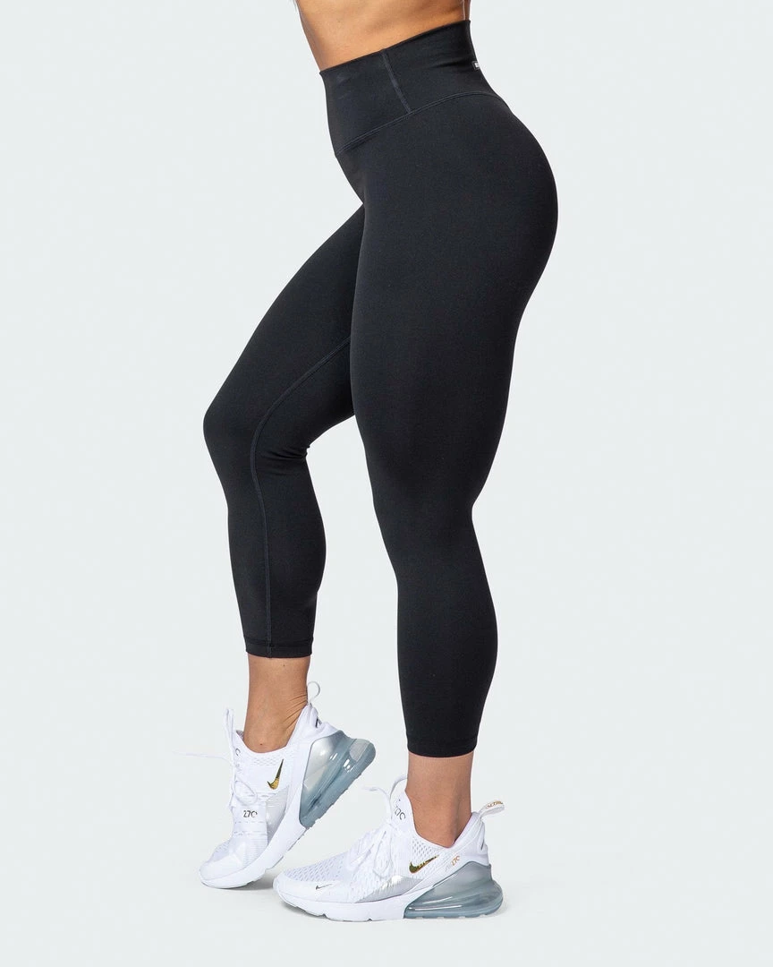 Outlet ๐ Muscle Nation Signature Scrunch 7/8 Leggings - Black (Silicon Patch Logo) ๐ 7 Muscle Nation Signature Scrunch 7/8 Leggings - Black (Silicon Patch Logo)