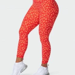 Muscle Nation Signature Scrunch 7/8 Leggings - Vibrant Cheetah Print Scrunch Bum