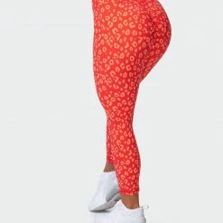 Muscle Nation Signature Scrunch 7/8 Leggings - Vibrant Cheetah Print Scrunch Bum