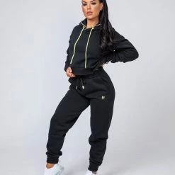 Muscle Nation Warm-Up Cropped Hoodie - Black