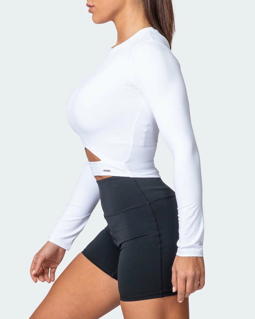 Brand new ๐คฉ Muscle Nation Half Time Long Sleeve - White โจ 10 Muscle Nation Half Time Long Sleeve - White